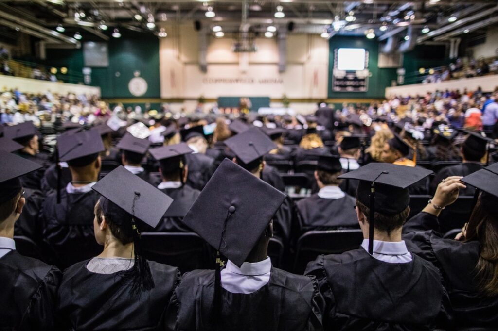 529_page_header_img 529 Header Image - Graduation